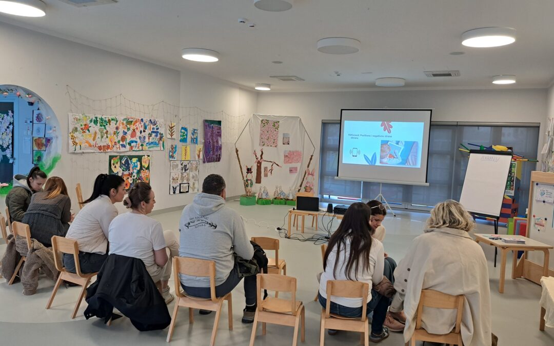 Predavanje za roditelje „Djeca i ekrani – uloga odraslih“